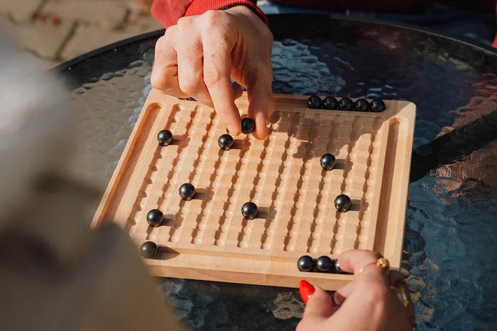 Magnetic chess