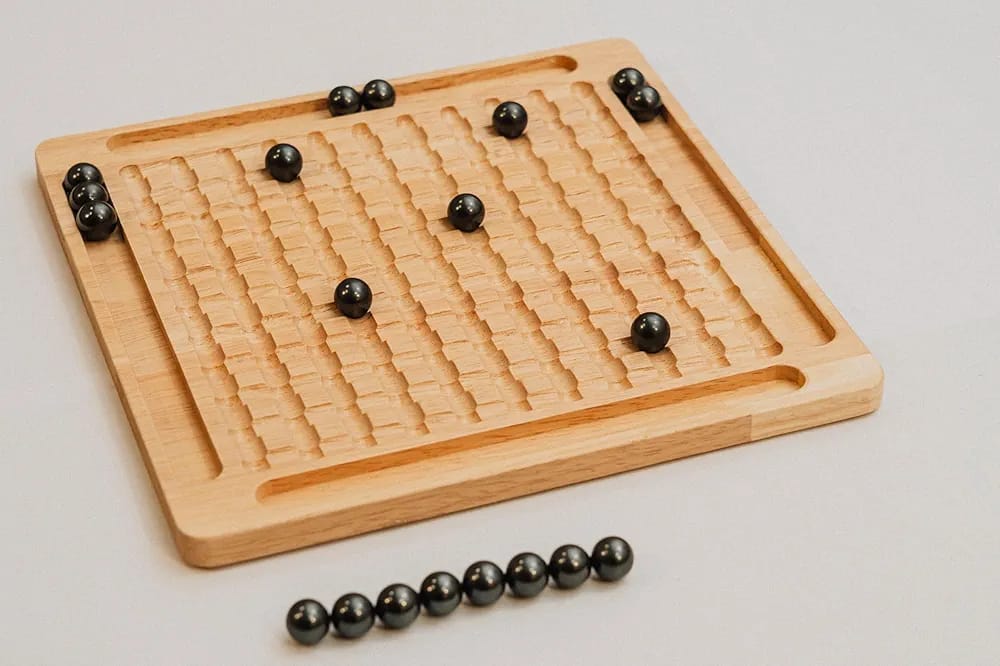 Magnetic chess