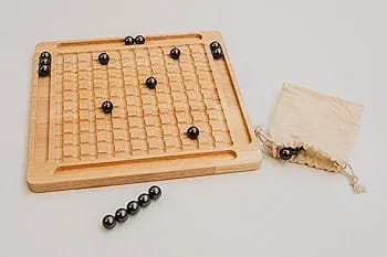 Magnetic chess