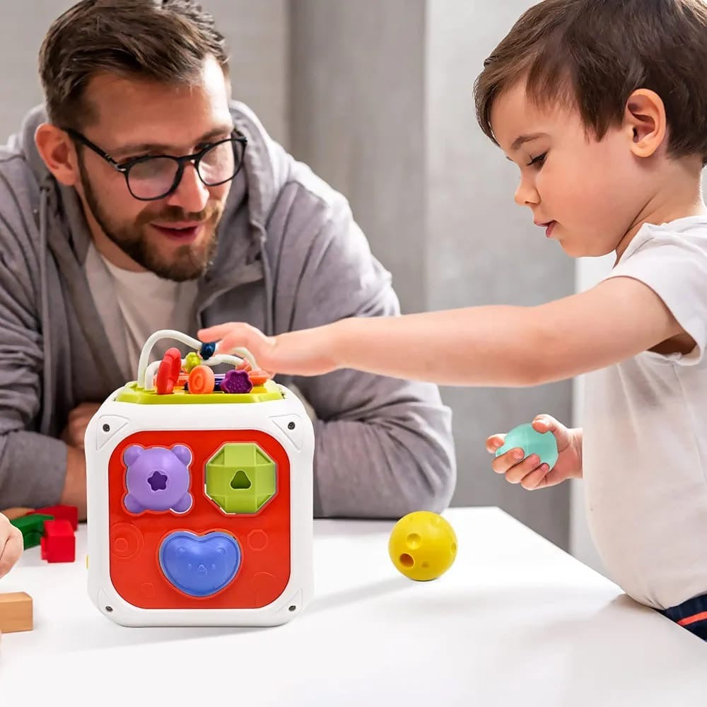 Shape sorting box