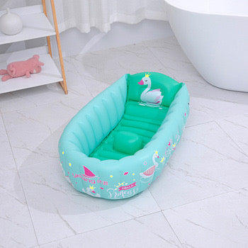 Inflatable baby bath