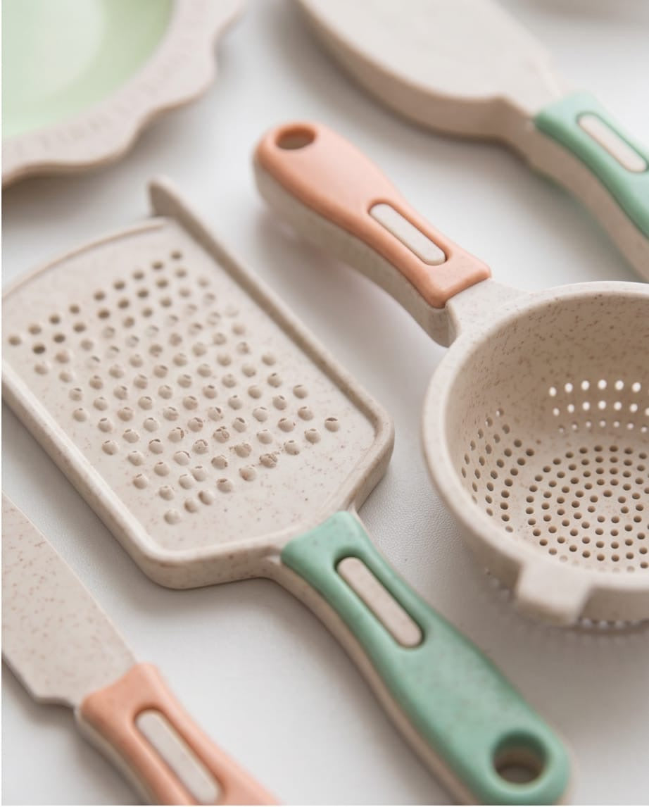 Wheat straw kitchen set