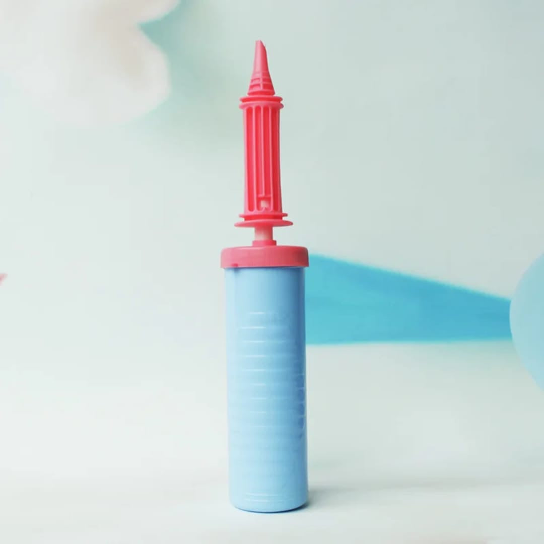 Balloon inflator