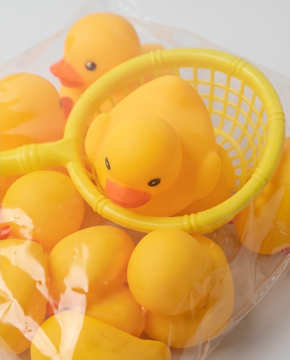 Pinch duck bath toy