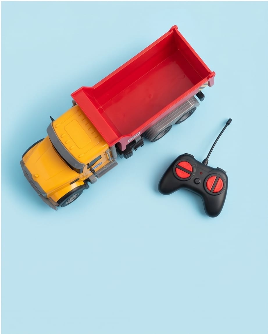 Remote control mack dump truck