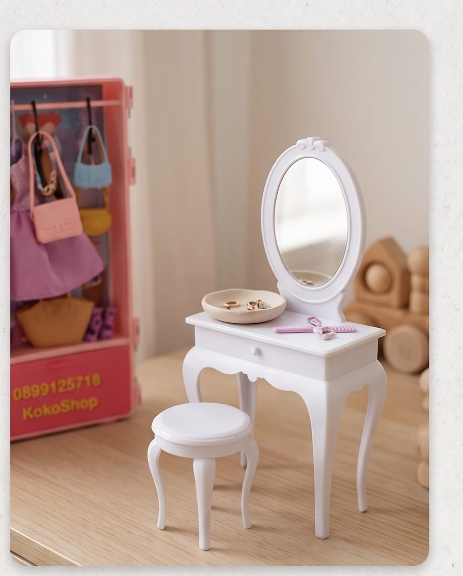 Doll fashion wardrobe case
